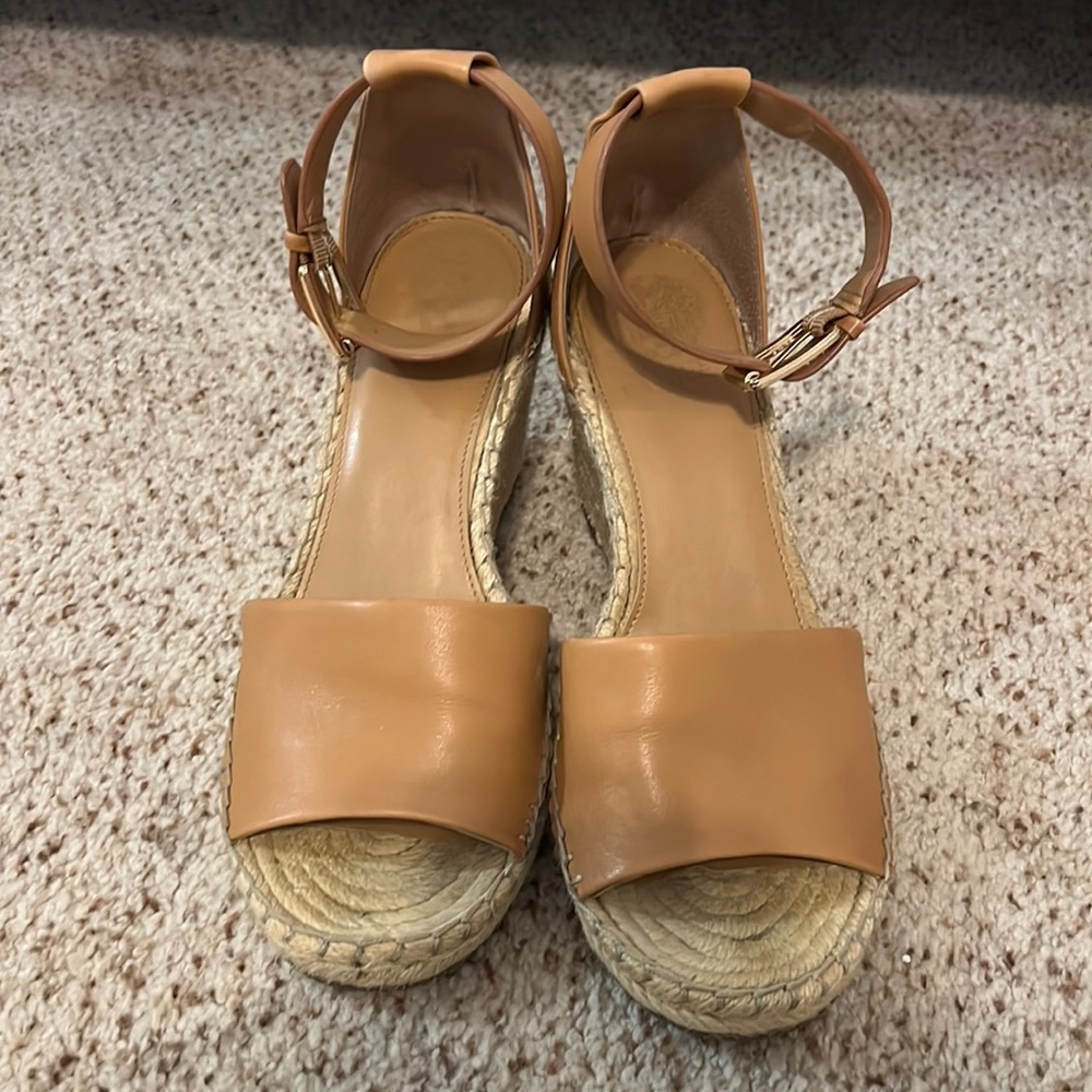 Vince Camuto Espadrilles 9.5